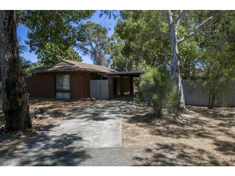 3 Valiant Close, Lesmurdie WA 6076