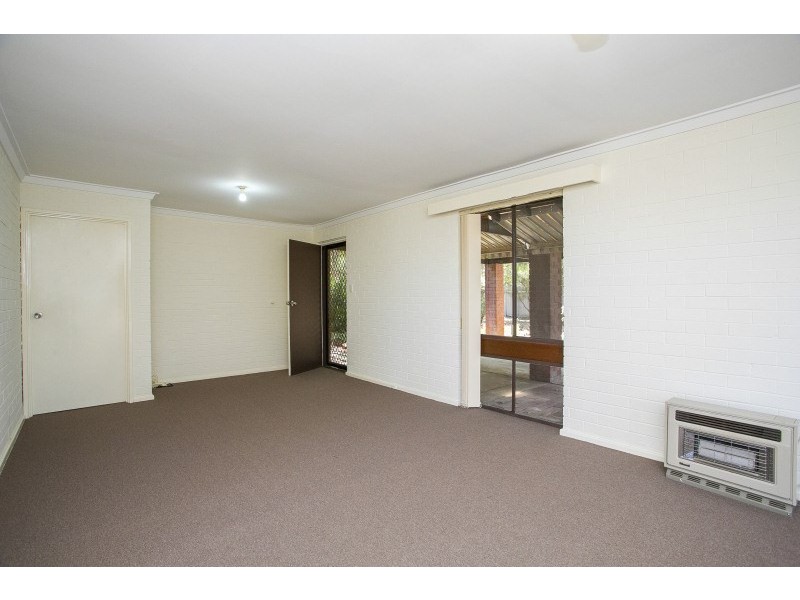 3 Valiant Close, Lesmurdie WA 6076