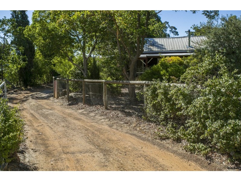 338 Holmes Road, Forrestfield WA 6058