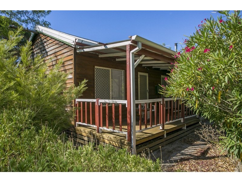 338 Holmes Road, Forrestfield WA 6058