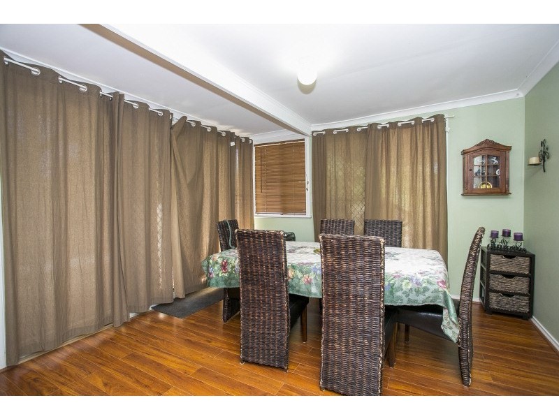 338 Holmes Road, Forrestfield WA 6058