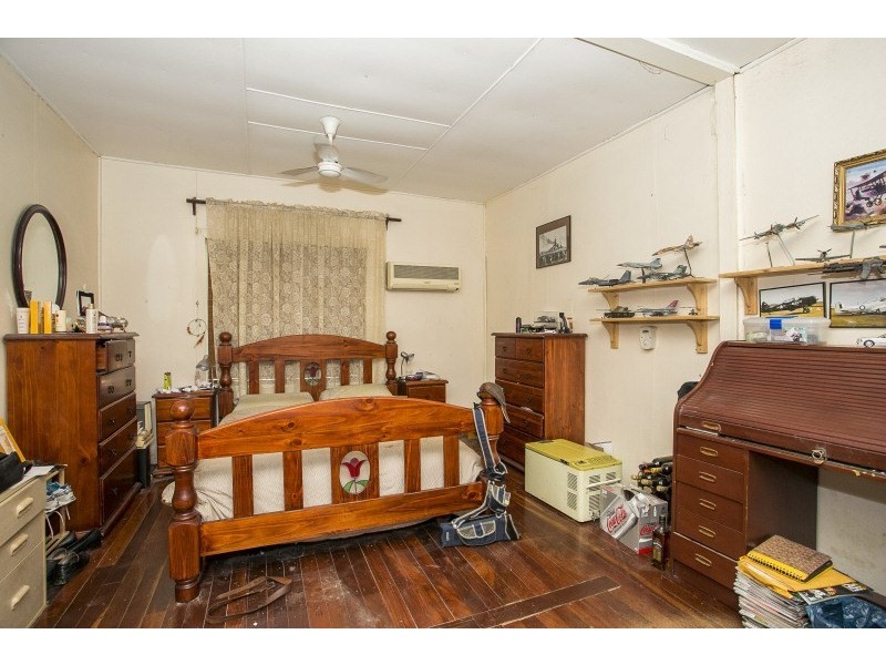 338 Holmes Road, Forrestfield WA 6058