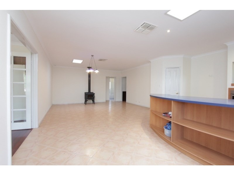 12 Dianella Road, Walliston WA 6076