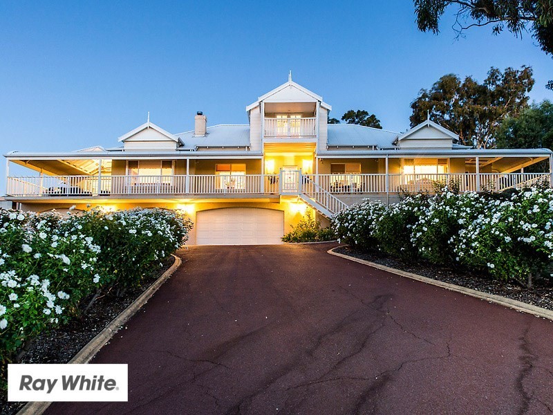 2 Newlands Grove, Gooseberry Hill WA 6076