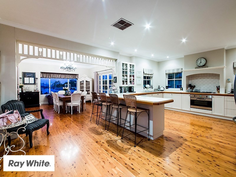 2 Newlands Grove, Gooseberry Hill WA 6076