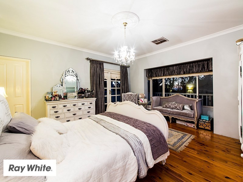 2 Newlands Grove, Gooseberry Hill WA 6076