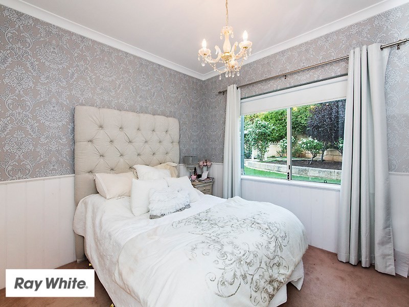 2 Newlands Grove, Gooseberry Hill WA 6076