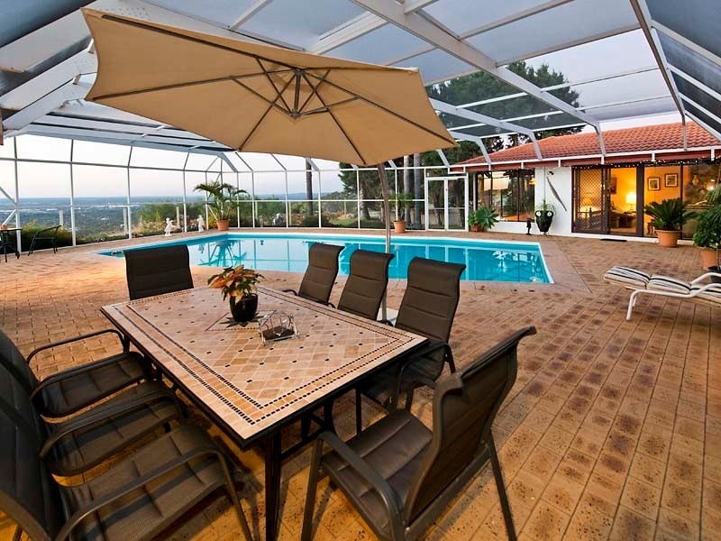 15 Lookout Road, Kalamunda WA 6076