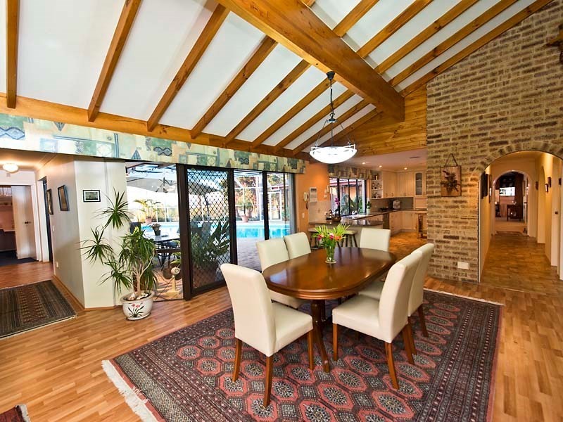 15 Lookout Road, Kalamunda WA 6076