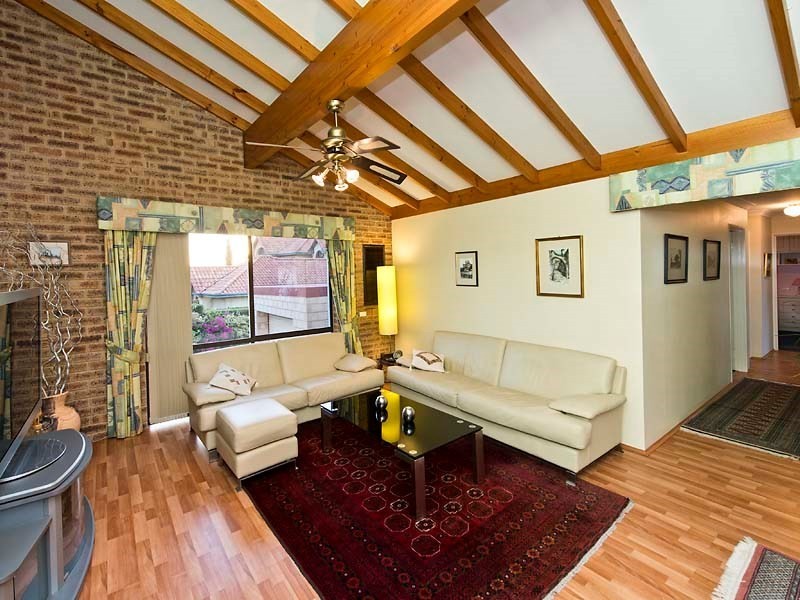 15 Lookout Road, Kalamunda WA 6076