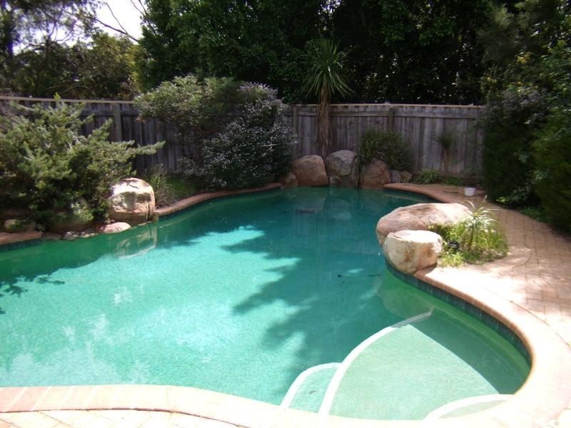 6 Connor Road, Lesmurdie WA 6076