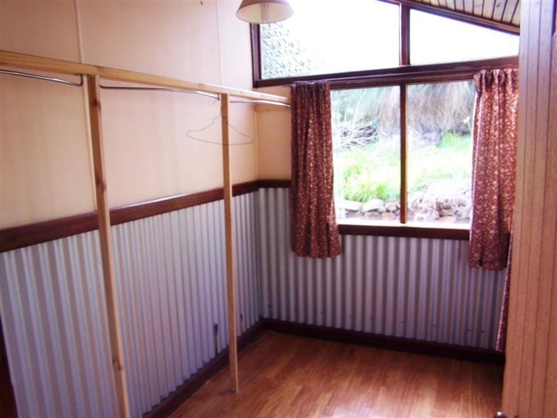 Gooseberry Hill WA 6076