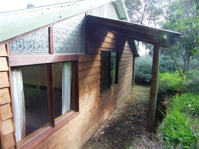 Gooseberry Hill WA 6076