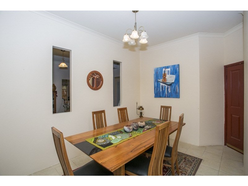 22 Davies Crescent, Gooseberry Hill WA 6076