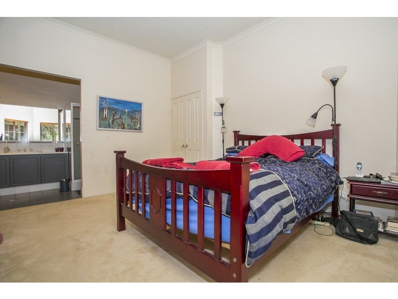 22 Davies Crescent, Gooseberry Hill WA 6076