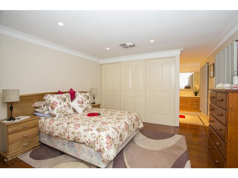 154 Orange Valley Road, Kalamunda WA 6076