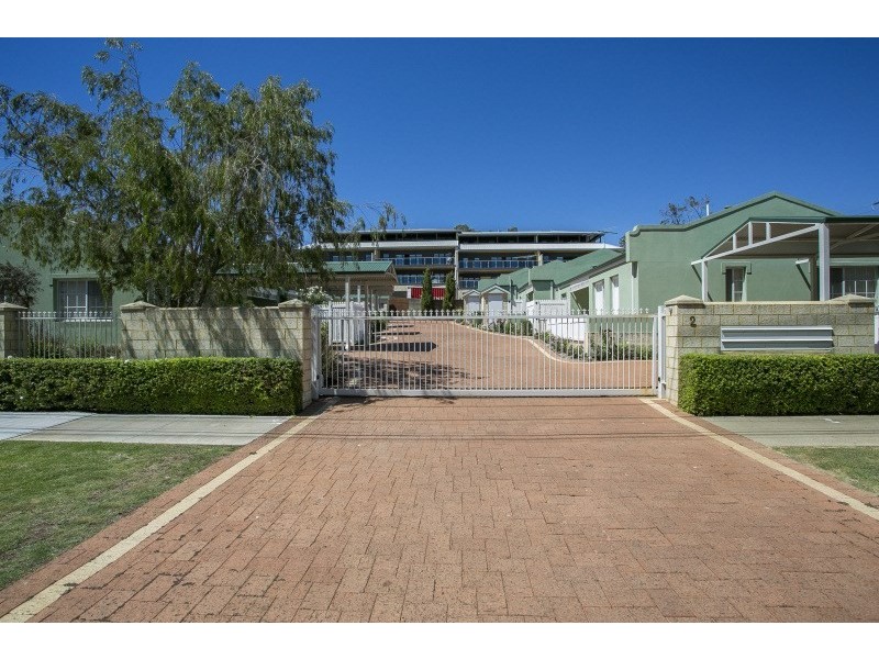 3/2 Headingly Road, Kalamunda WA 6076