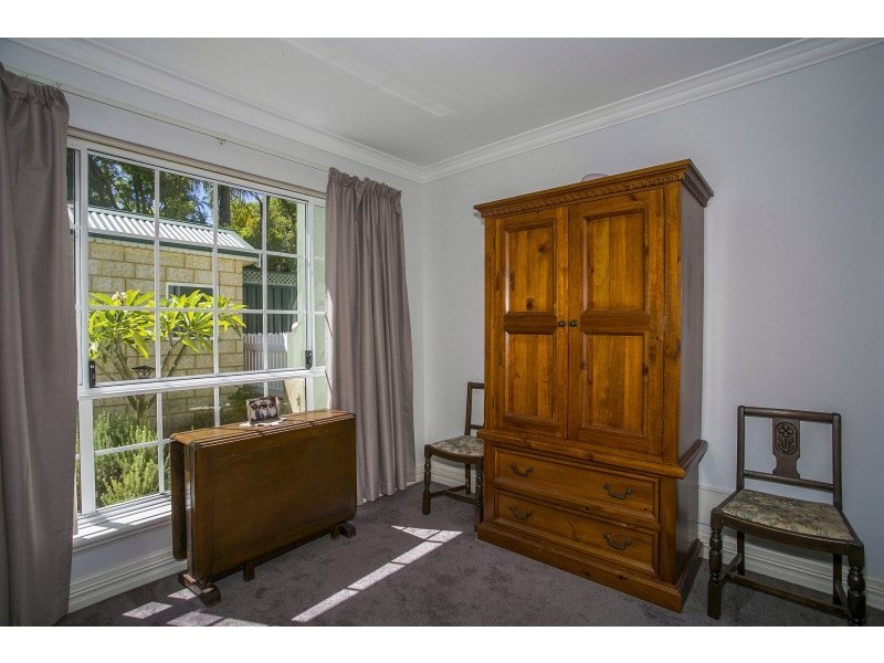 3/2 Headingly Road, Kalamunda WA 6076