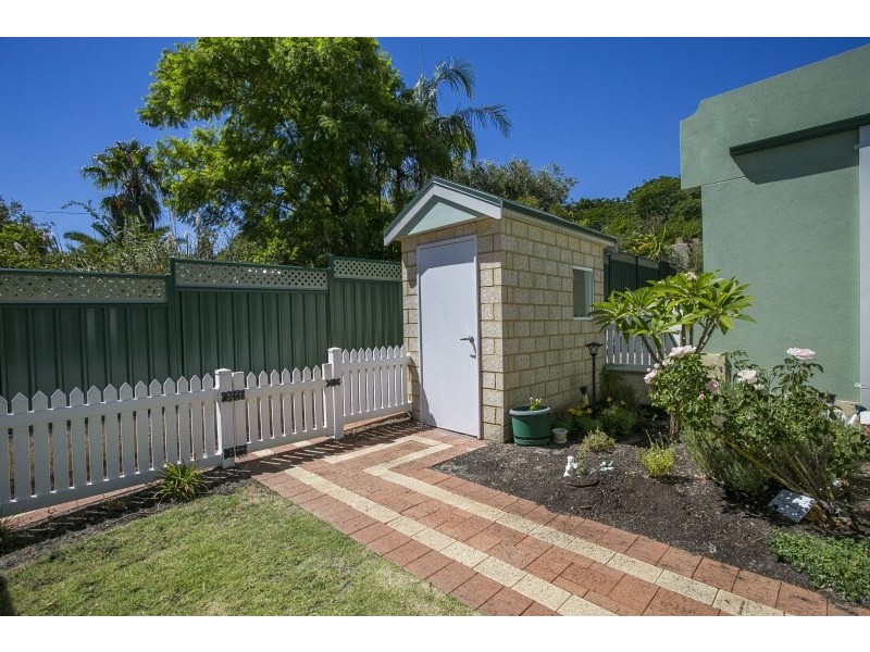 3/2 Headingly Road, Kalamunda WA 6076