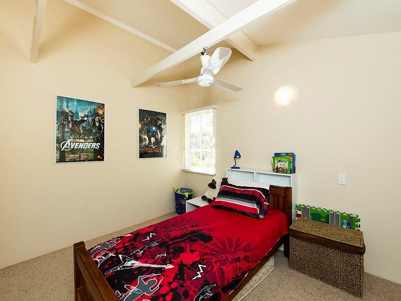 23 Ellis Road, Mount Nasura WA 6112