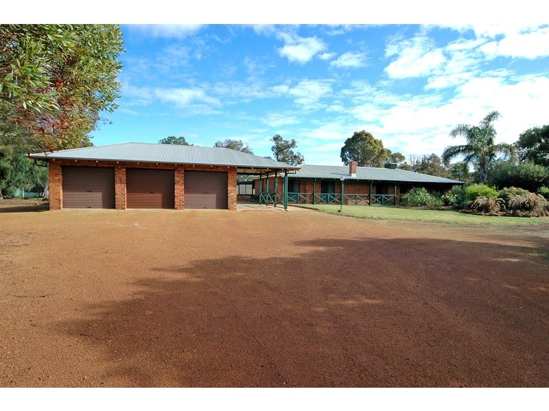 11 Arundel Court, Maida Vale WA 6057