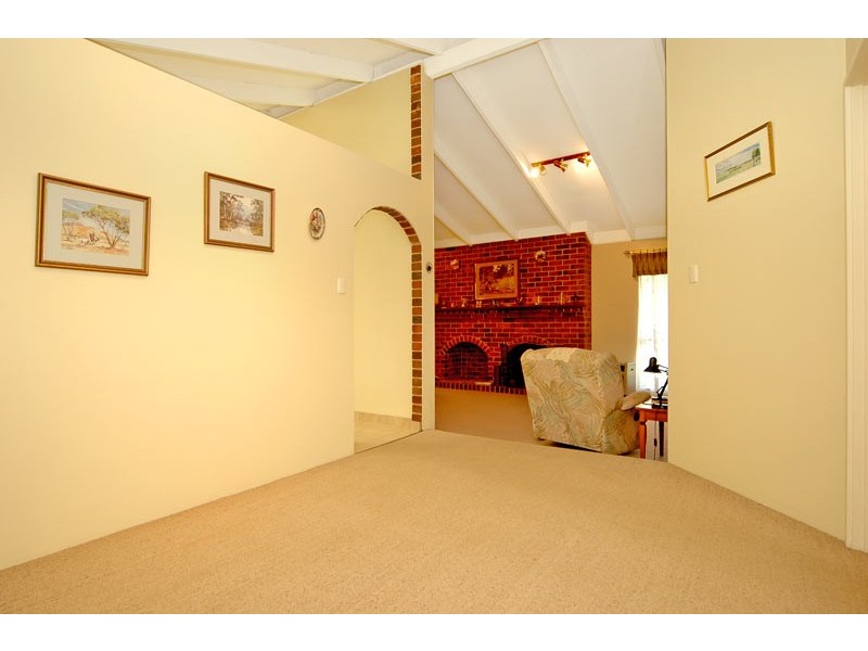 11 Arundel Court, Maida Vale WA 6057