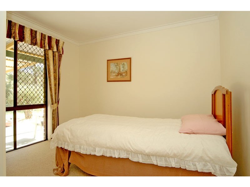 11 Arundel Court, Maida Vale WA 6057