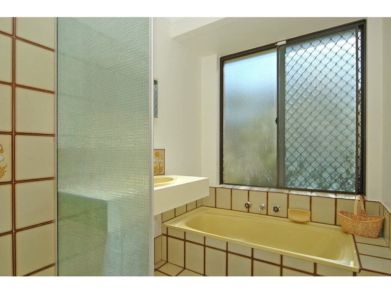 11 Arundel Court, Maida Vale WA 6057