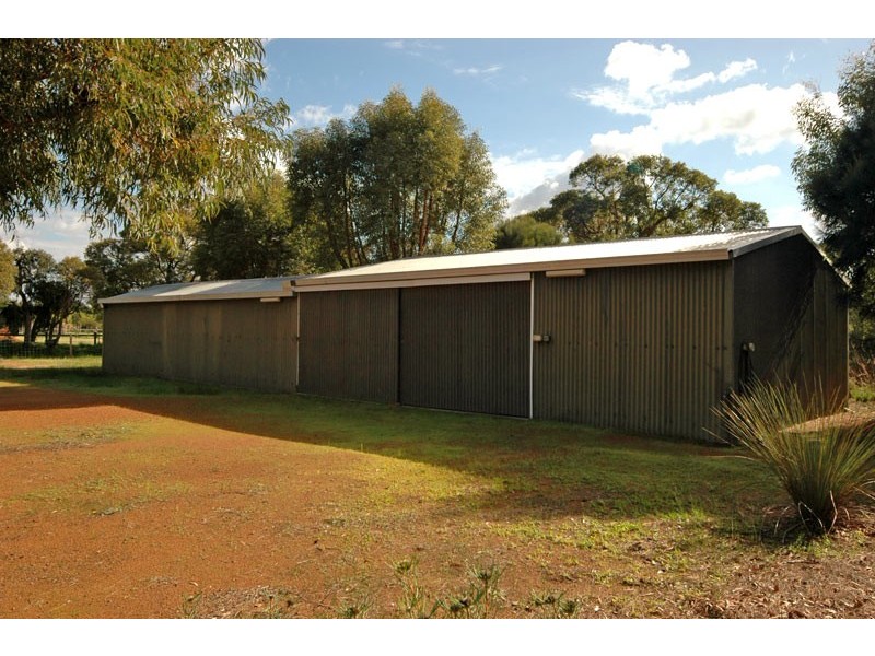 11 Arundel Court, Maida Vale WA 6057