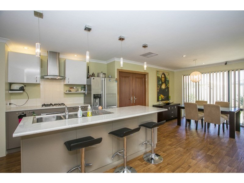 7 Willerin Mews, Maida Vale WA 6057