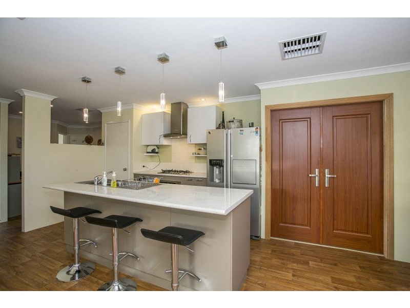 7 Willerin Mews, Maida Vale WA 6057