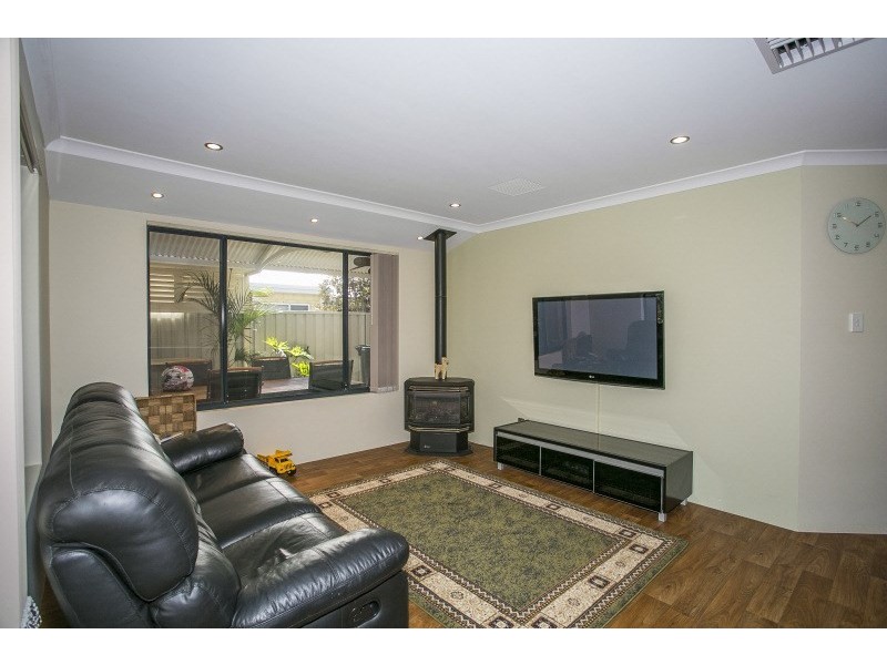 7 Willerin Mews, Maida Vale WA 6057