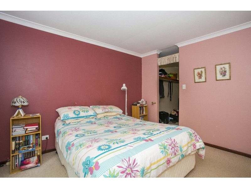 4 Vernallan Way, Lesmurdie WA 6076