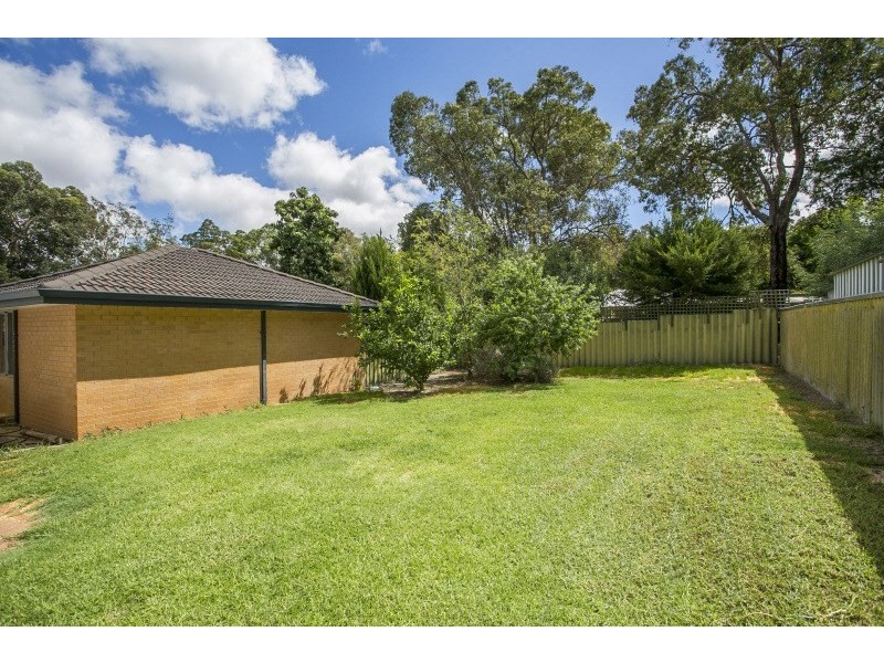 4 Vernallan Way, Lesmurdie WA 6076