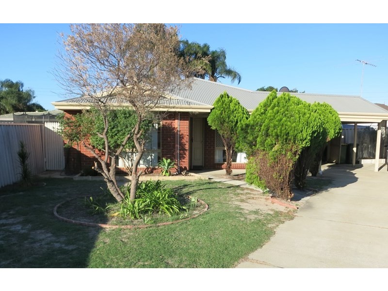 24 Koongee Cross, High Wycombe WA 6057