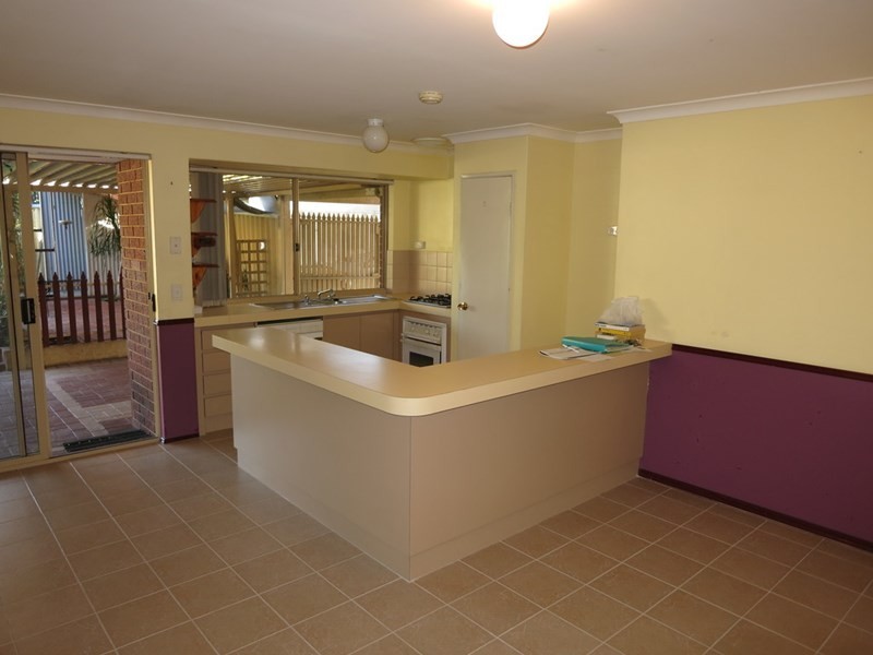 24 Koongee Cross, High Wycombe WA 6057