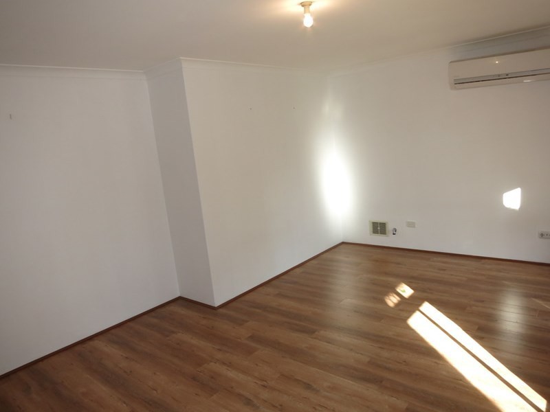 24 Koongee Cross, High Wycombe WA 6057