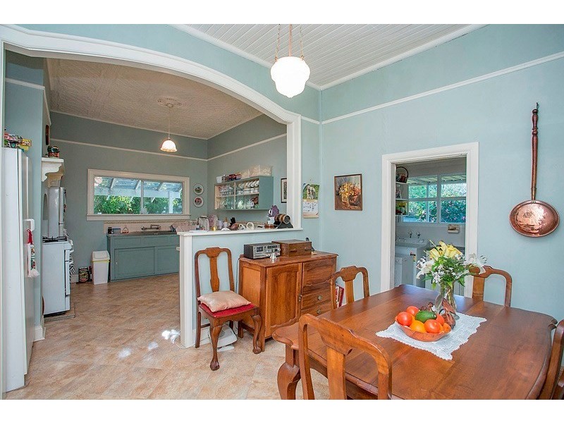 12 Parke Road, Gooseberry Hill WA 6076