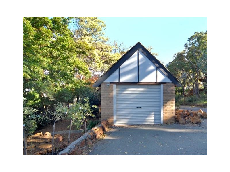 29 Windy Ridge Lane, Kalamunda WA 6076