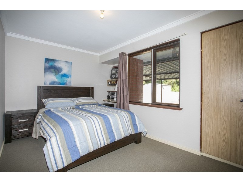 43 Anne Avenue, Walliston WA 6076