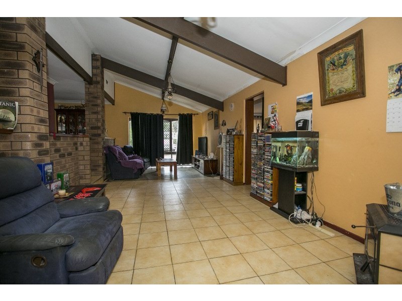 27 Corella Street, Lesmurdie WA 6076