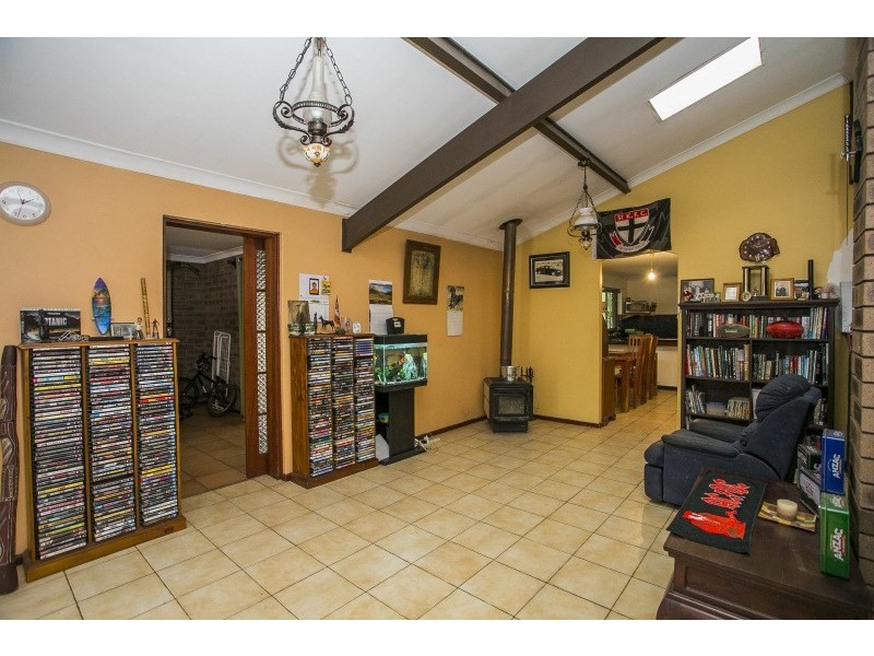 27 Corella Street, Lesmurdie WA 6076