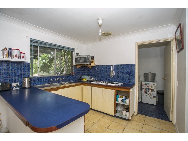 27 Corella Street, Lesmurdie WA 6076