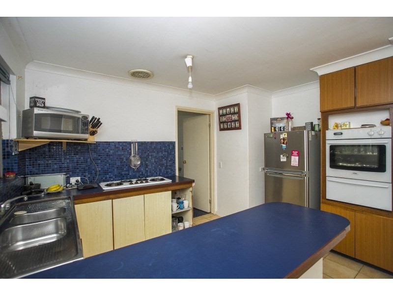 27 Corella Street, Lesmurdie WA 6076