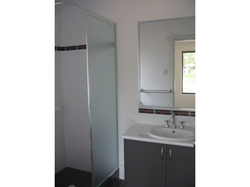 24 Edinburgh Road, Forrestfield WA 6058