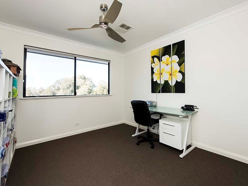 40 Valley Road, Kalamunda WA 6076