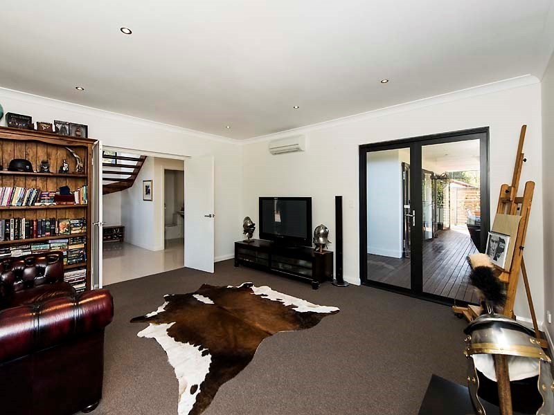 40 Valley Road, Kalamunda WA 6076