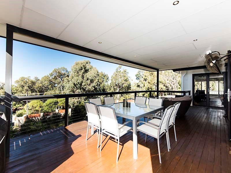 40 Valley Road, Kalamunda WA 6076