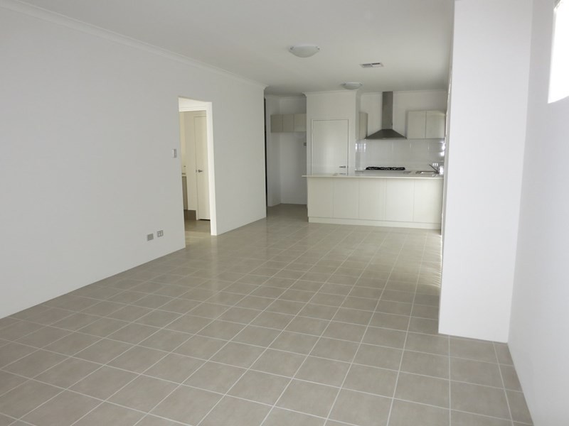 2C White Road, Kalamunda WA 6076