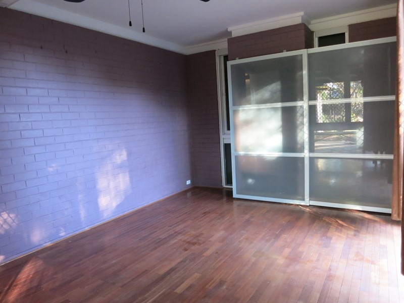4 Hart Street, Lesmurdie WA 6076